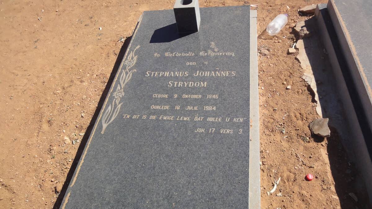 STRYDOM Stephanus Johannes 1945-1984