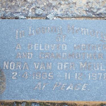 MEULEN Nora, van der 1905-1978