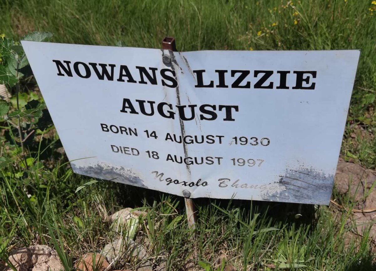 AUGUST Nowans Lizzie