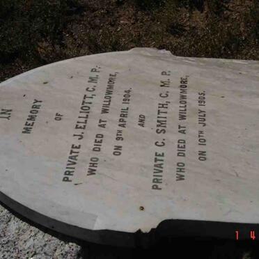 ELLIOT J. -1904 :: SMITH C. -1905