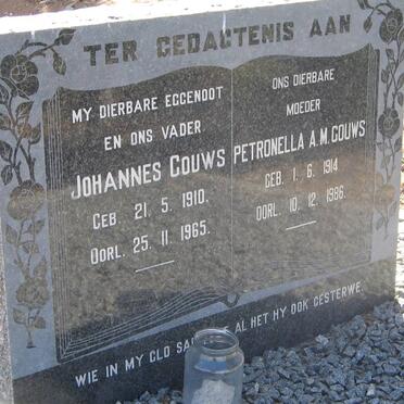 GOUWS Johannes 1910-1965 &amp; Petronella A.M. 1914-1986