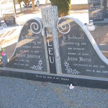 KLEU Tjaart Johannes 1916-1983 &amp; Anna Maria KRUGER 1921-2001