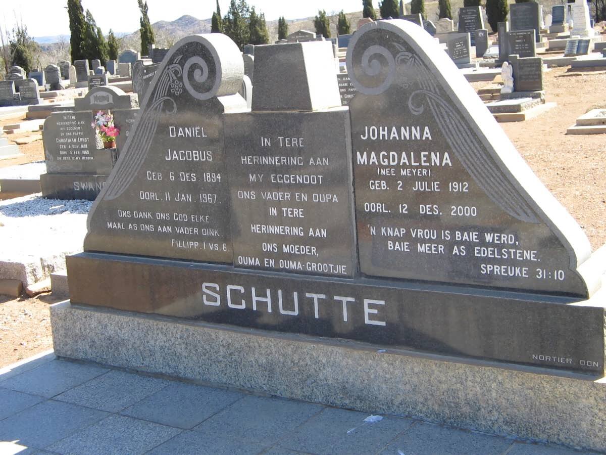SCHUTTE Daniel Jacobus 1894-1967 &amp; Johanna Magdalena MEYER 1912-2000