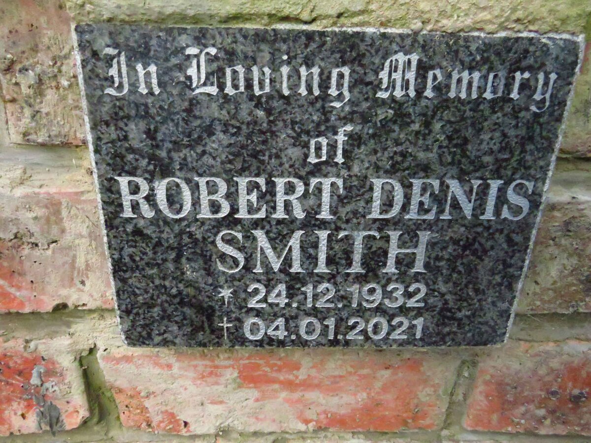 SMITH Robert Denis 1932-2021