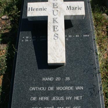 BEUKES Hennie 1940-2000 &amp; Marie 1944-