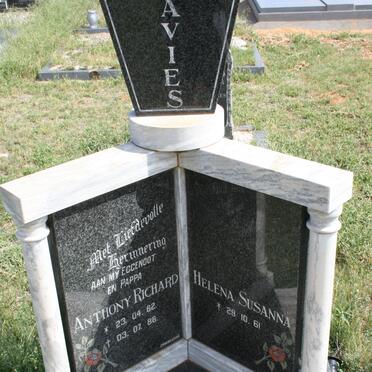 DAVIES Anthony Richard 1962-1988 &amp; Helena Susanna 1961-