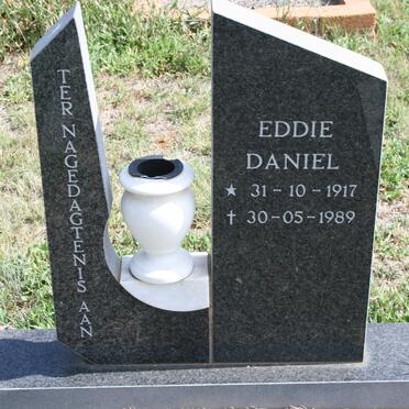 DANIEL Eddie 1917-1989
