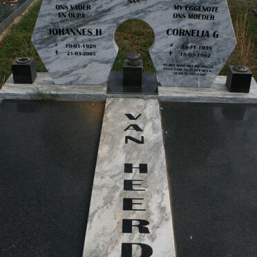 HEERDEN Johannes H., van 1928-2005 &amp; Cornelia G. 1938-1982