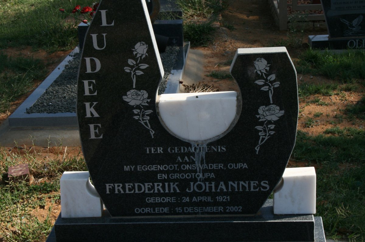 LUDEKE Frederik Johannes 1921-2002