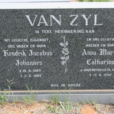 ZYL Hendrik Jacobus Johannes, van 1907-1985 &amp; Anna Maria Catharina RADEMEYER 1909-1992