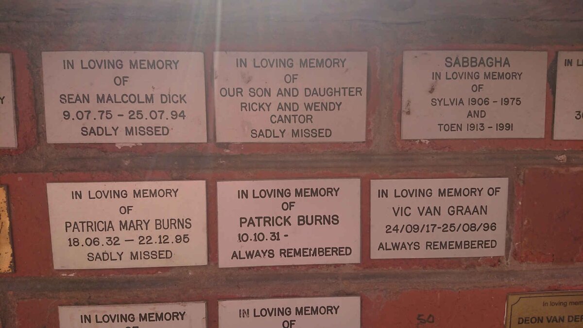 DICK Sean Malcolm 1975-1994 :: CANTOR Ricky :: CANTOR Wendy :: SABBAGHA Toen 1913-1991 &amp; Sylvia 1906-1975