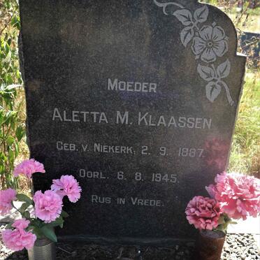 KLAASSEN Aletta M. nee V. NIEKERK 1887-1945