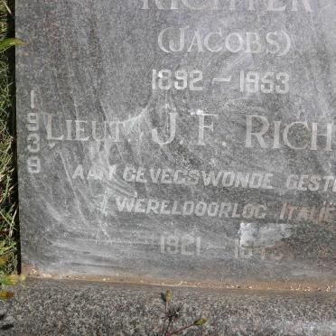 RICHTER Christiaan George Friedrich 1887-1960 &amp; Susanna Magdalena JACOBS 1892-1953 :: RICHTER J.F. 1921-1943