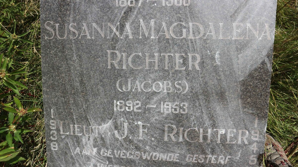RICHTER Christiaan George Friedrich 1887-1960 &amp; Susanna Magdalena JACOBS 1892-1953 :: RICHTER J.F. 1921-1943