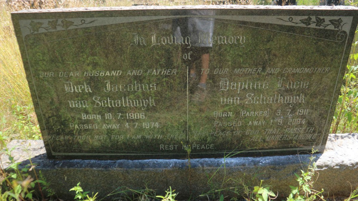 SCHALKWYK Dirk Jacobus, van 1906-1974 &amp; Daphne Lucie PARKES 1911-2004
