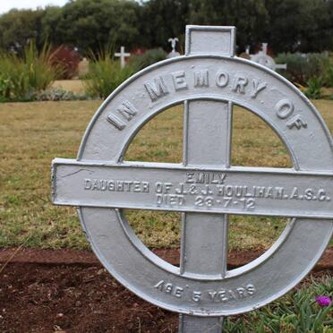 HOULIHAN Emily -1912