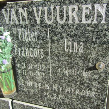 VUUREN Pieter Francois, van 1943-2022 en Lina 1952-