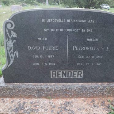 BENDER David Fourie 1877-1954 &amp; Petronella S.E. 1903-1985
