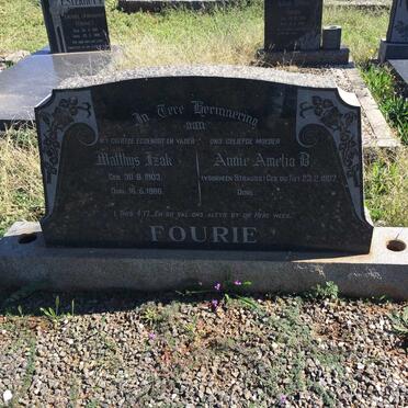 FOURIE Matthys Izak 1903-1966 &amp; Annie Amelia B. voorheen STRAUSS nee DU TOIT 1907-