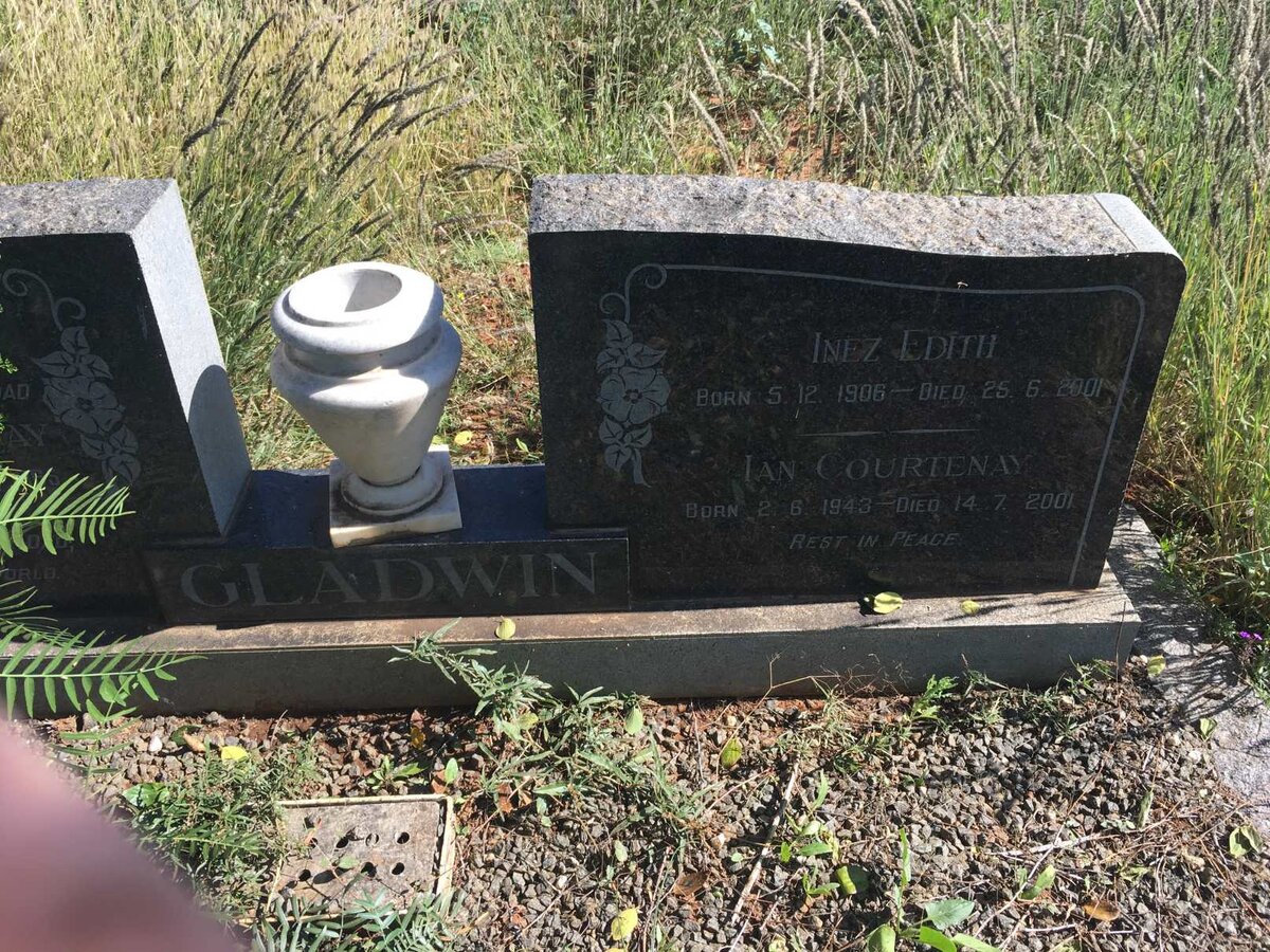GLADWIN Inez Edith 1906-2001 :: GLADWIN Ian Courtenay 1943-2001