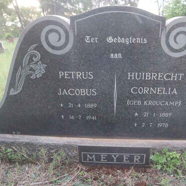 MEYER Petrus Jacobus 1889-1941 &amp; Huibrecht Cornelia KROUKAMP 1889-1978