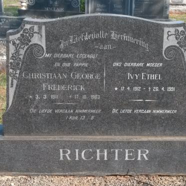 RICHTER Christiaan George Frederick 1911-1963 &amp; Ivy Ethel 1912-1991