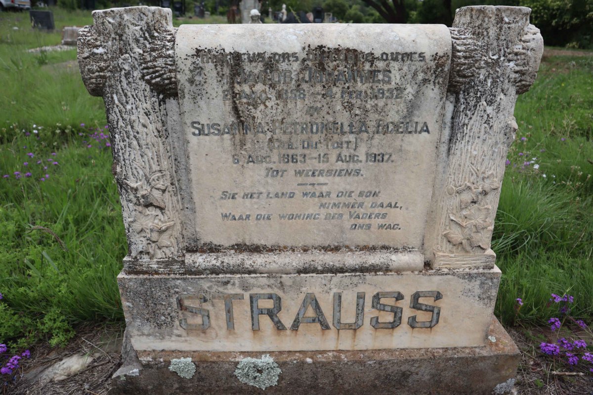STRAUSS Jacob Johannes 1858-1932 &amp; Susanna Petronella Egelia DU TOIT 1863-1937