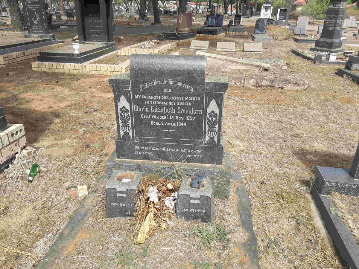 SAUNDERS Maria Elizabeth nee VILJOEN 1897-1944