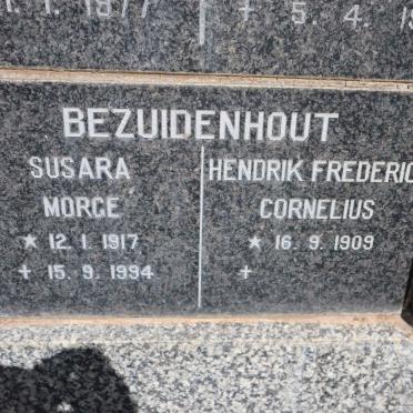 BEZUIDENHOUT Hendrik Frederick Cornelius 1909- &amp; Susara Morge 1917-1994