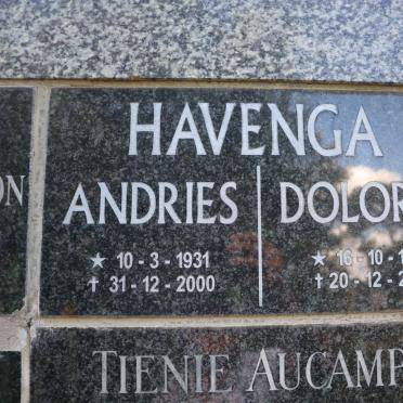 HAVENGA Andries 1931-2000 &amp; Dolores 1930-2005