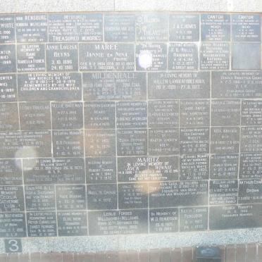 15. Gedenkmuur / Memorial wall _15