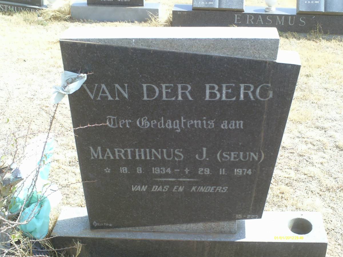 BERG Marthinus J., van der 1934-1974