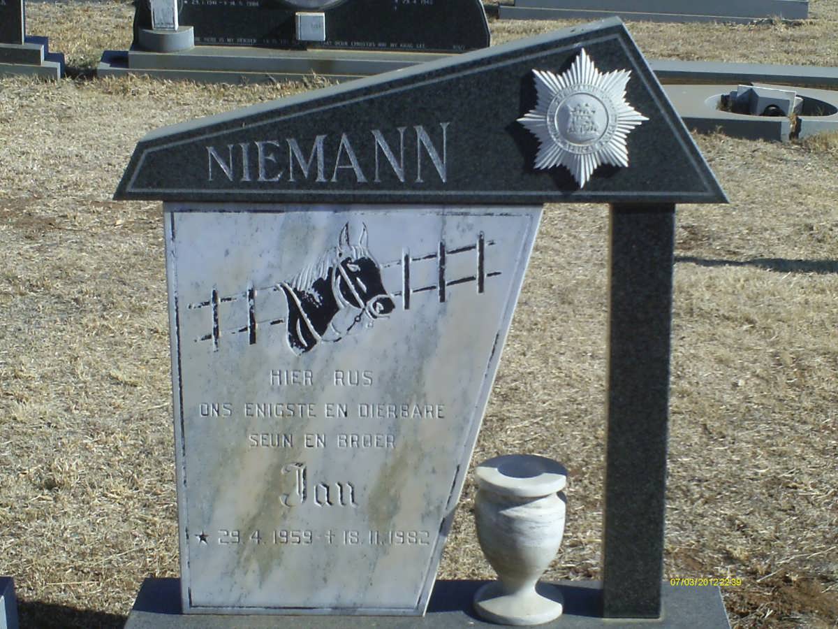NIEMANN Jan 1959-1992