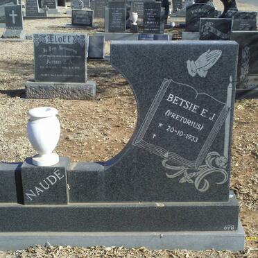 NAUDE Braam A.A.J. 1931-1980 &amp; Betsie E.J. PRETORIUS 1933-  