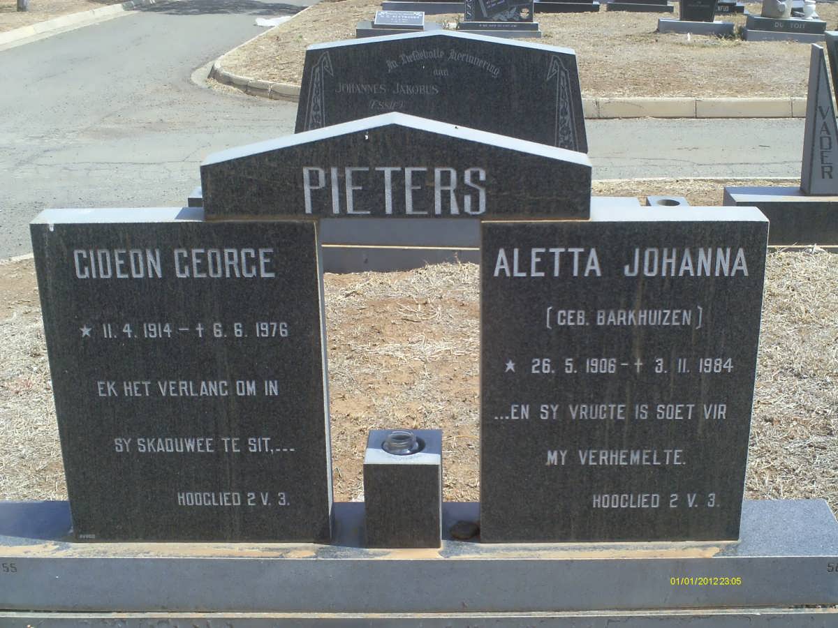 PIETERS Gideon George 1914-1976 &amp; Aletta Johanna BARKHUIZEN 1906-1984