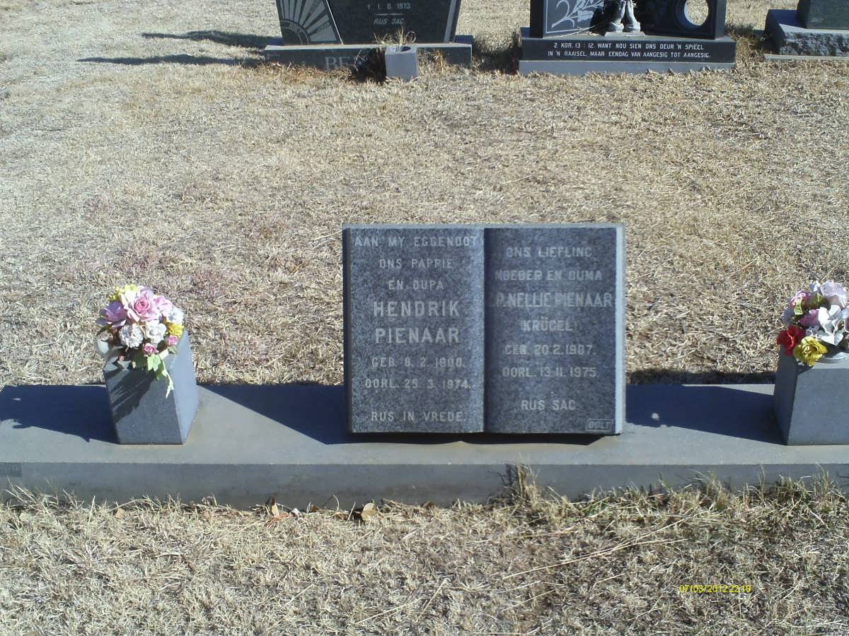PIENAAR Hendrik 1900-1974 &amp; P. Nellie KRUGEL 1907-1975