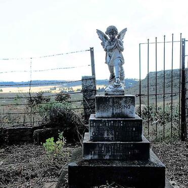 Free State, BETHLEHEM district, Bruwershoop 1718, Bruwers Hoop farm cemetery