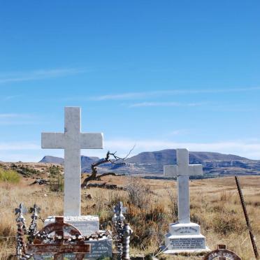 Free State, BETHLEHEM district, Weltevreden 92, farm cemetery_1
