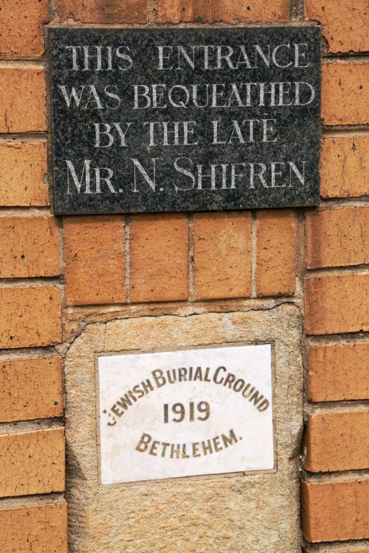 1. Overview / Oorsig