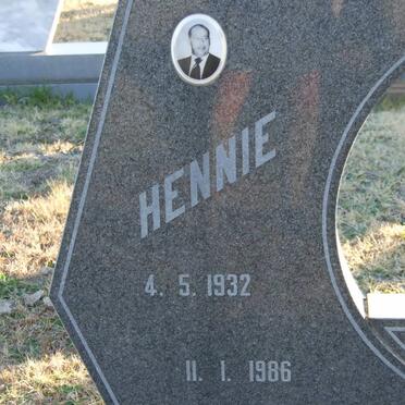 MATHEE Hennie 1932-1986