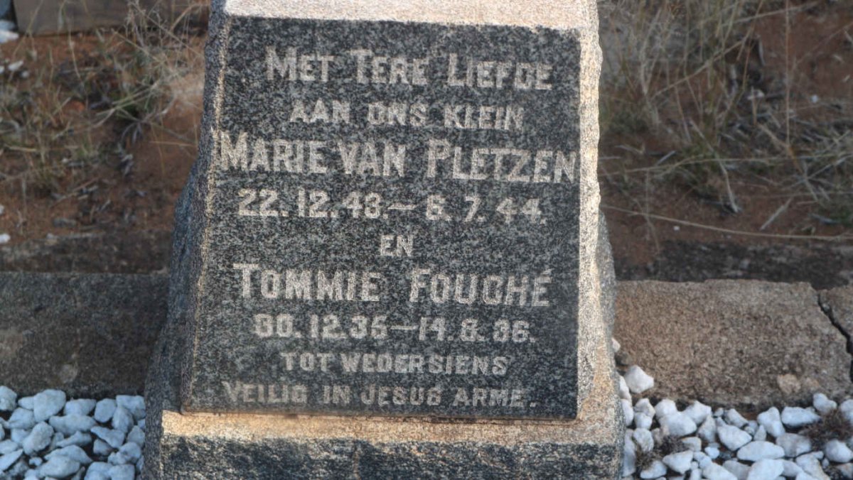 FOUCHE Tommie 1935-1936 :: VAN PLETZEN Marie 1943-1944