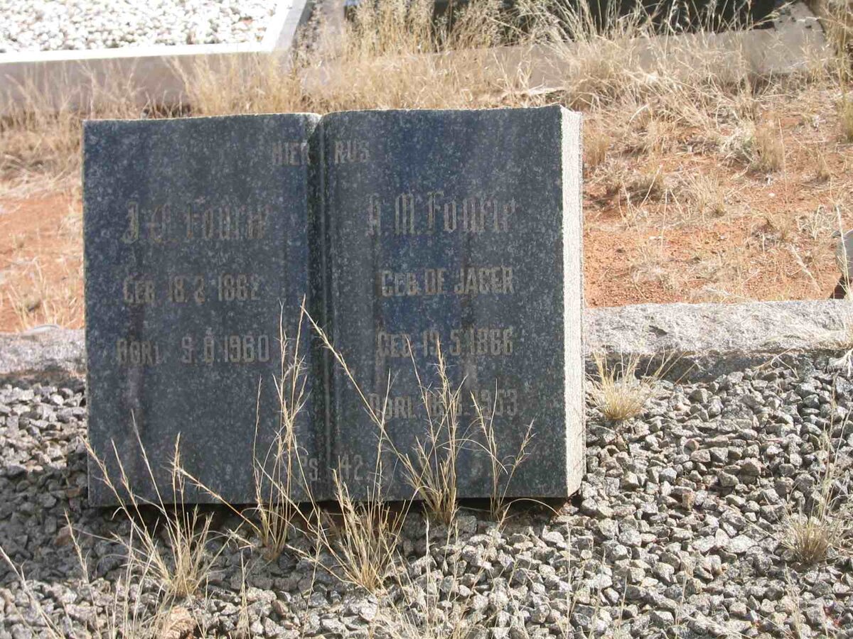 FOURIE J.A. 1862-1960 &amp; A.M. DE JAGER 1866-1953