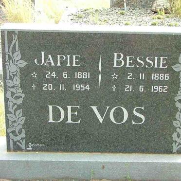 VOS Japie, de 1881-1954 &amp; Bessie 1886-1962