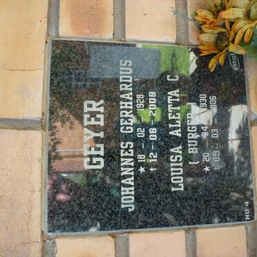 GEYER Johannes Gerhardus 1928-2008 &amp; Louisa Aletta C. BURGER 1930-2006