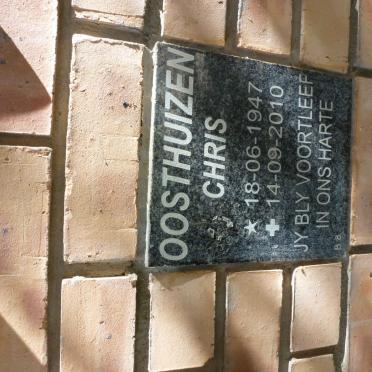 6. Gedenkmuur/ Wall of Rememberance