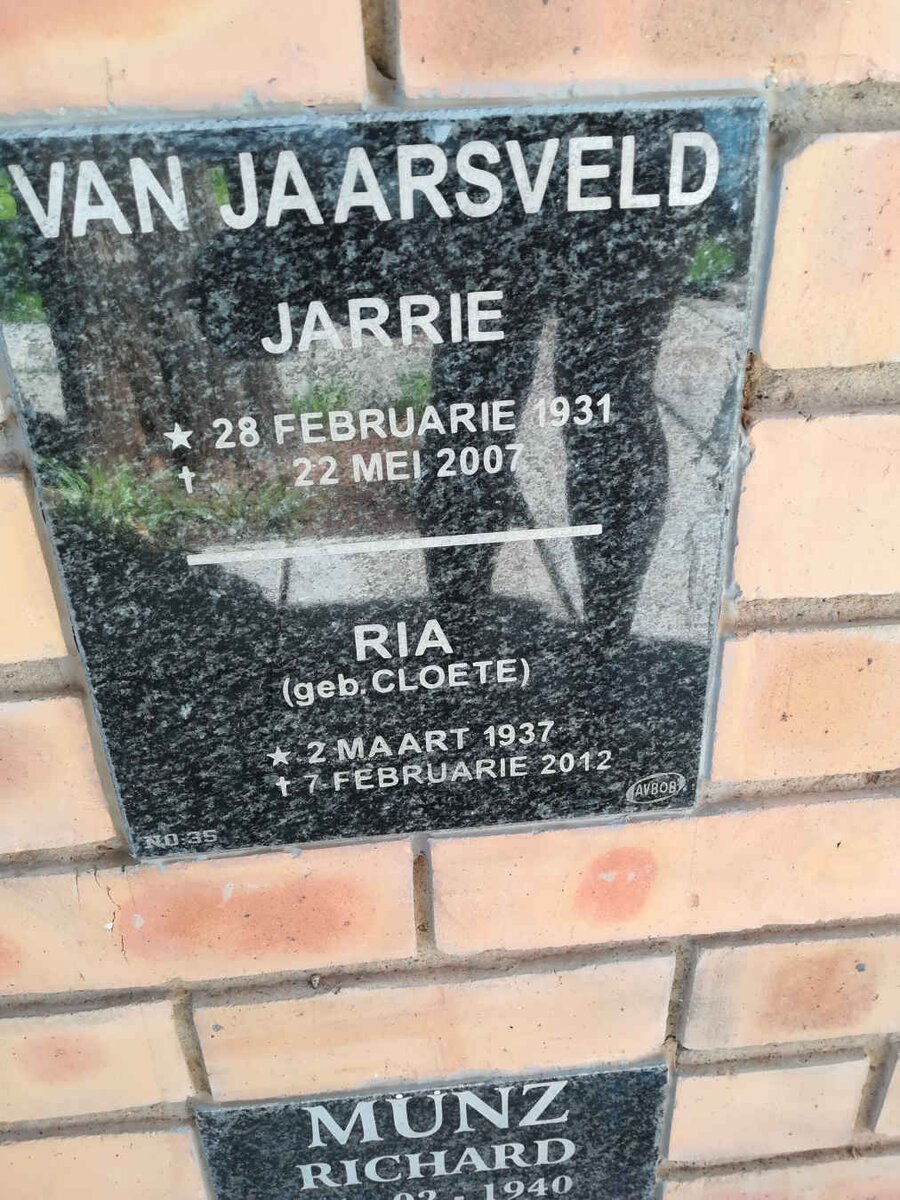 JAARSVELD Jarrie, van 1931-2007 &amp; Ria CLOETE 1937-2012