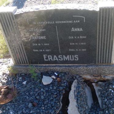 ERASMUS Antonie 1903-1957 &amp; Anna V.D. BERG 1913-1960