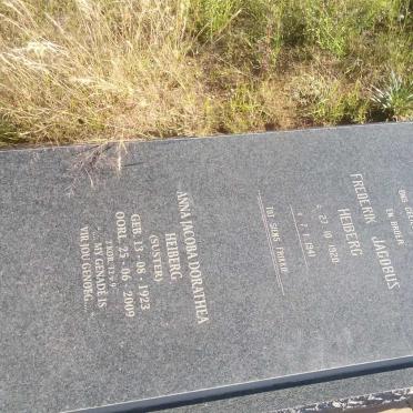 HEIBERG Anna Jacoba Dorathea 1923-2009 :: HEIBERG Frederik Jacobus 1920-1941