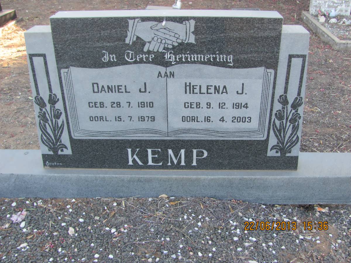 KEMP Daniel J. 1910-1979 &amp; Helena J. 1914-2003