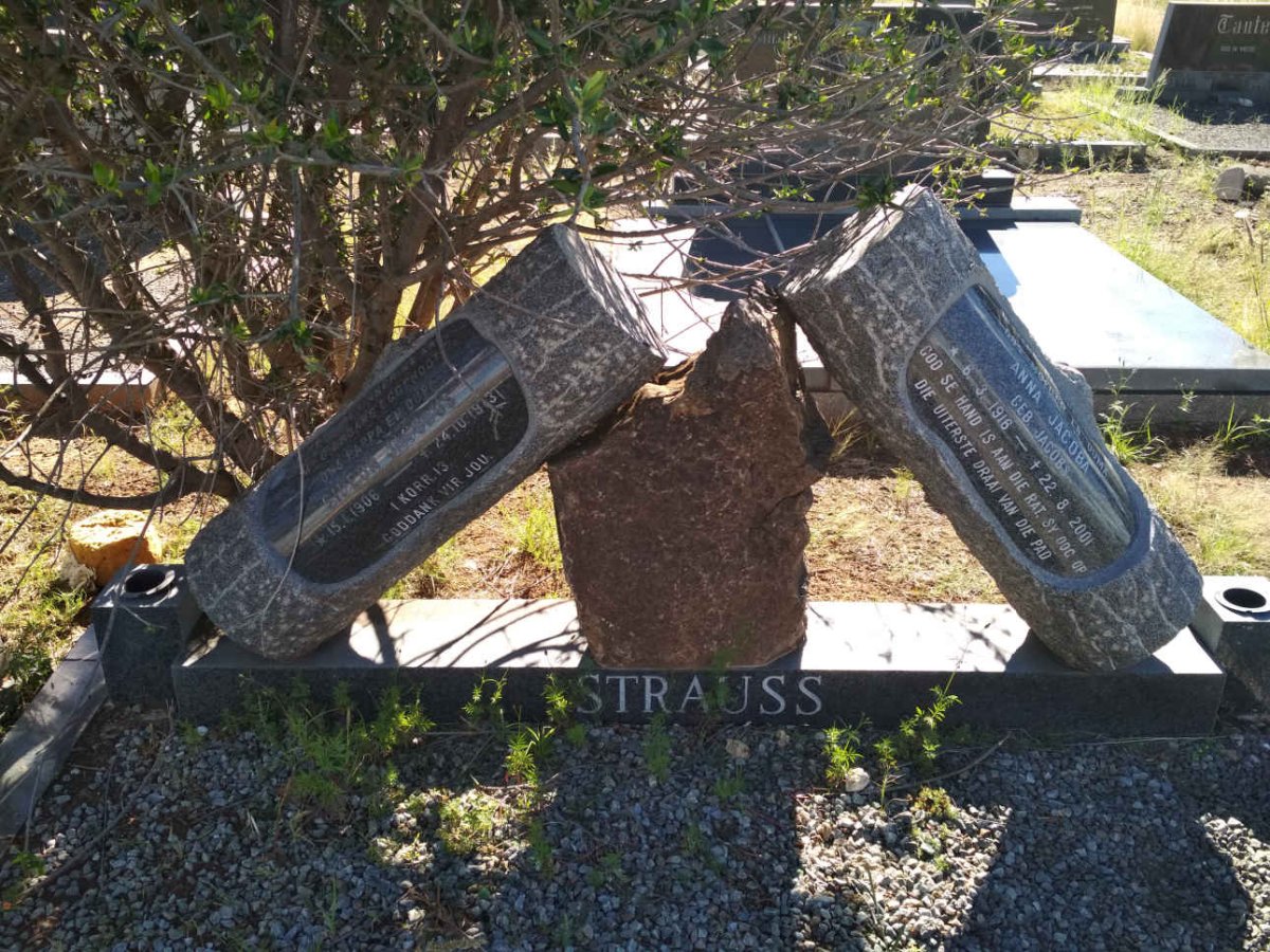 STRAUSS Gideon Jacobus 1906-1973 &amp; Anna Jacoba JACOBS 1916-2001